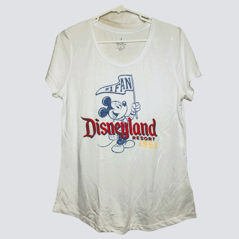 Disneyland Resort T-Shirt -Large (Disney shirts)